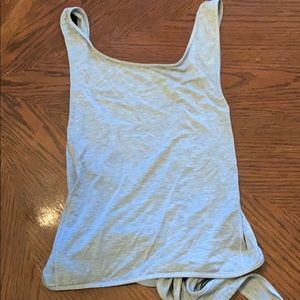 Lululemon turn to tie tank